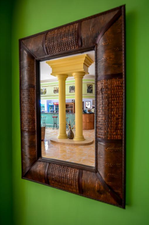 Hotel Majestic Olimp Exterior foto