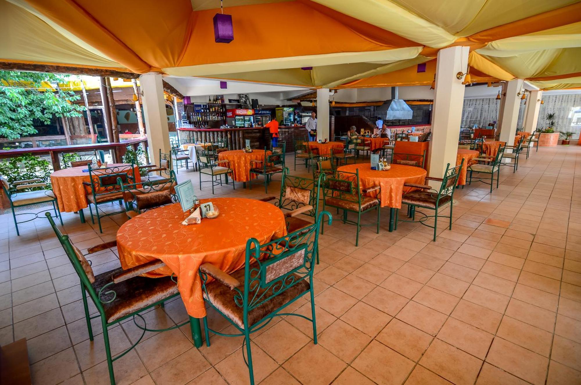 Hotel Majestic Olimp Exterior foto