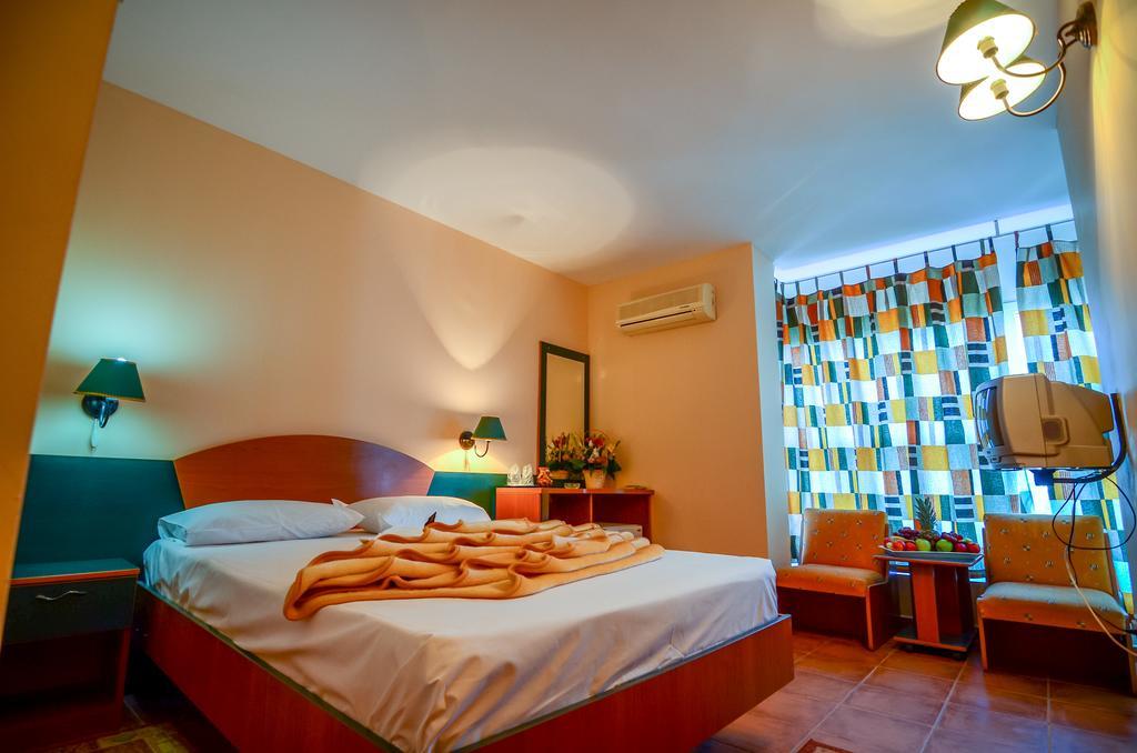 Hotel Majestic Olimp Exterior foto